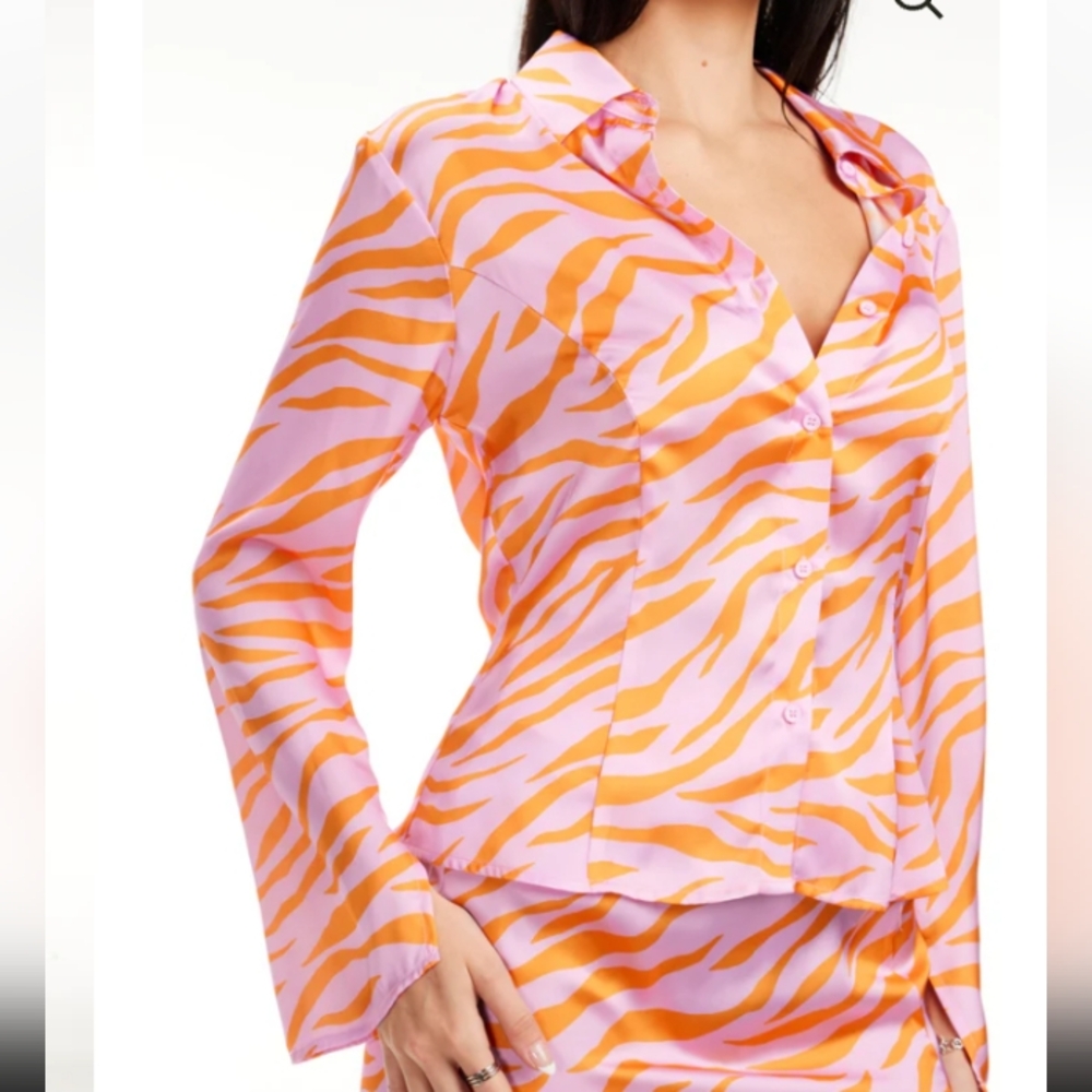 Pretty Damage citrus tiger top